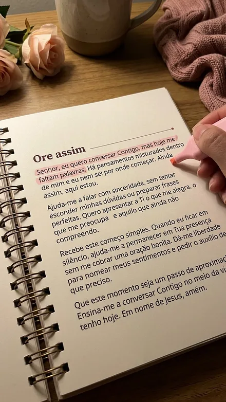 Caderno impresso: frase Leia e ore destacada